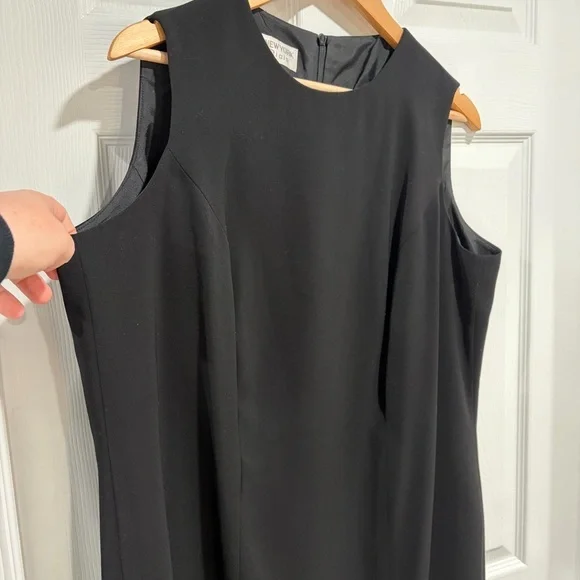 Jones New York Vintage Sleeveless Black Sheath Dress Zipper Enclosure Slit - Picture 2 of 9